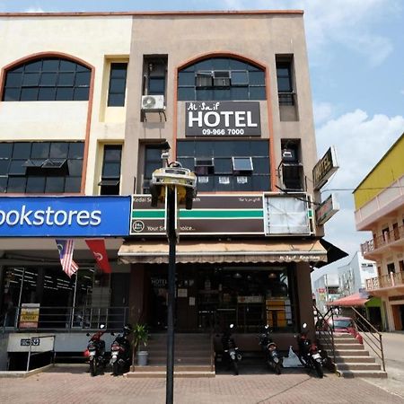 Oyo 44123 Hotel Al-Saif Kuala Kerai Exteriör bild