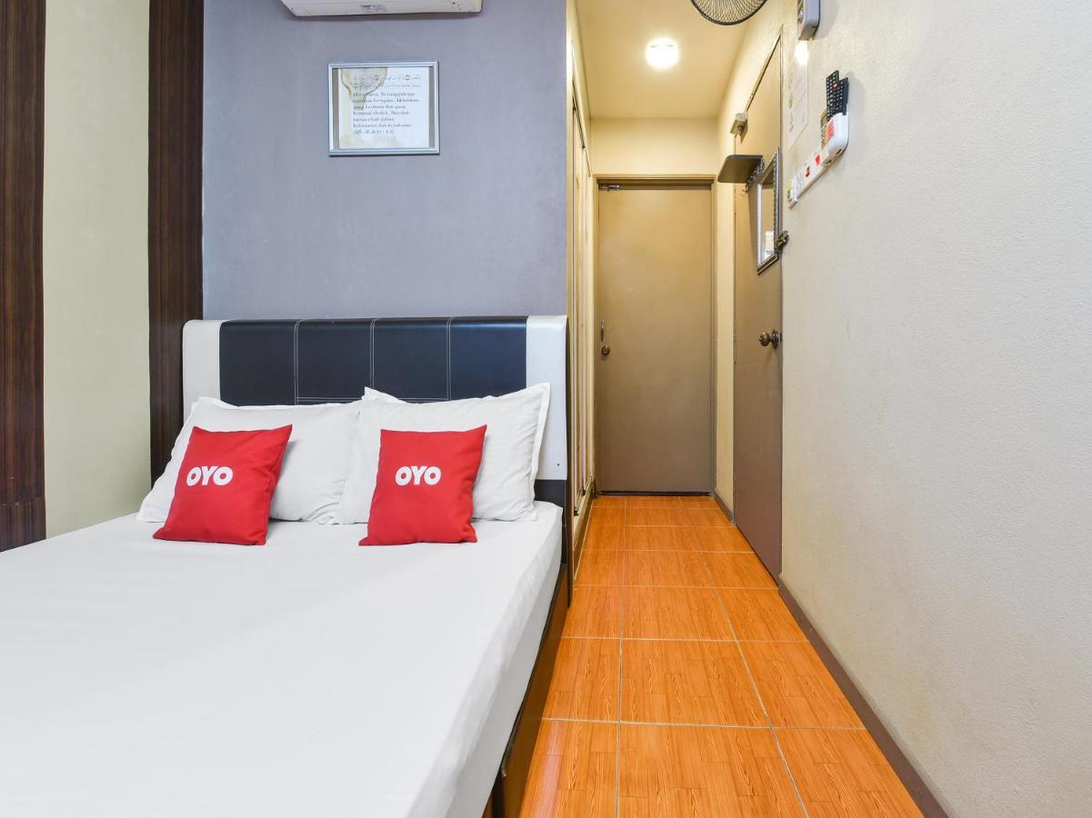 Oyo 44123 Hotel Al-Saif Kuala Kerai Exteriör bild
