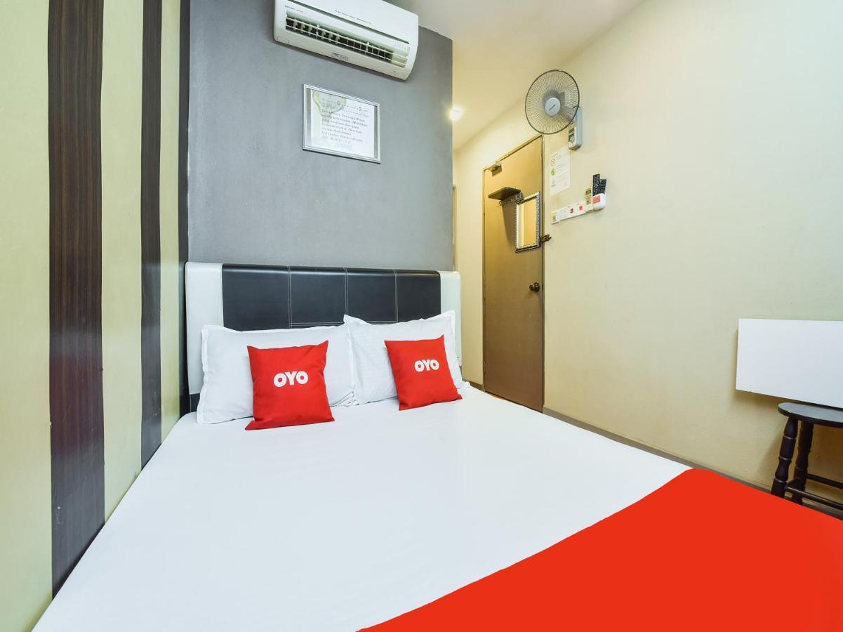 Oyo 44123 Hotel Al-Saif Kuala Kerai Exteriör bild