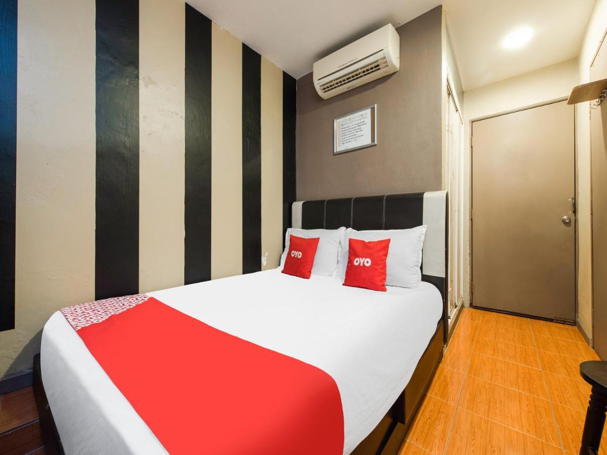 Oyo 44123 Hotel Al-Saif Kuala Kerai Exteriör bild