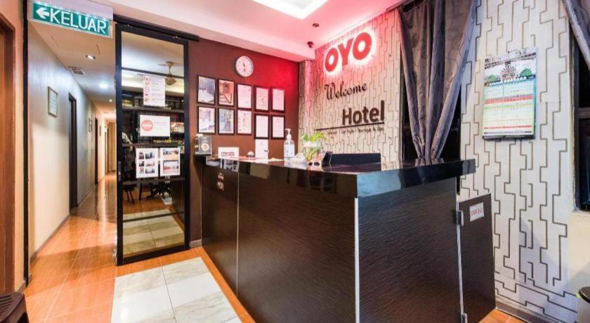 Oyo 44123 Hotel Al-Saif Kuala Kerai Exteriör bild