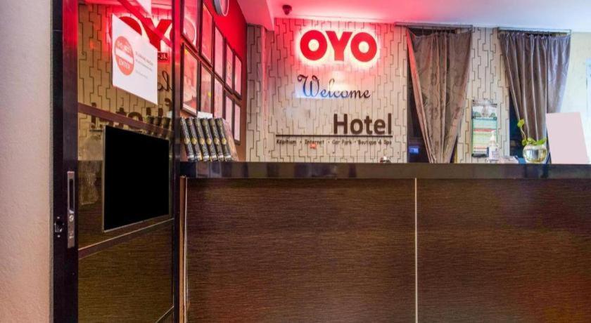 Oyo 44123 Hotel Al-Saif Kuala Kerai Exteriör bild