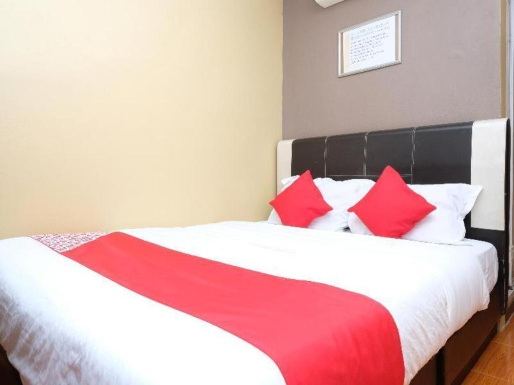 Oyo 44123 Hotel Al-Saif Kuala Kerai Exteriör bild