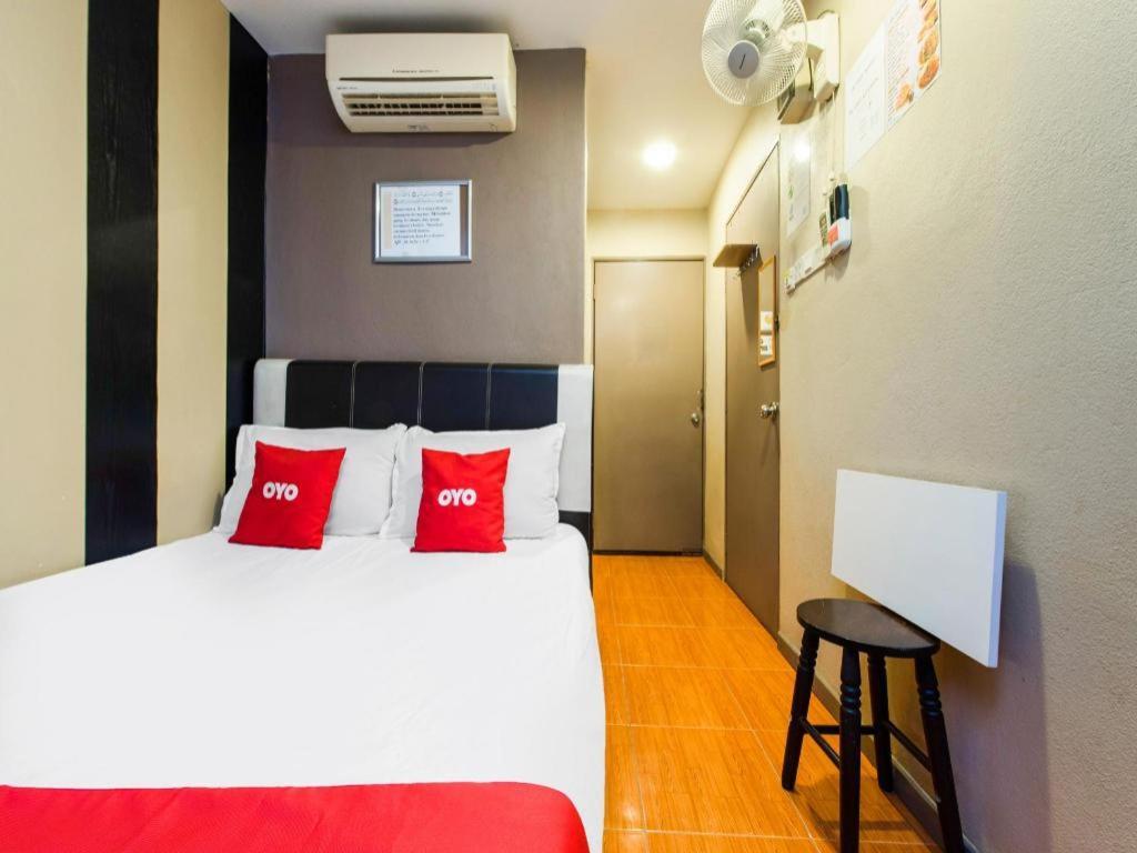 Oyo 44123 Hotel Al-Saif Kuala Kerai Exteriör bild