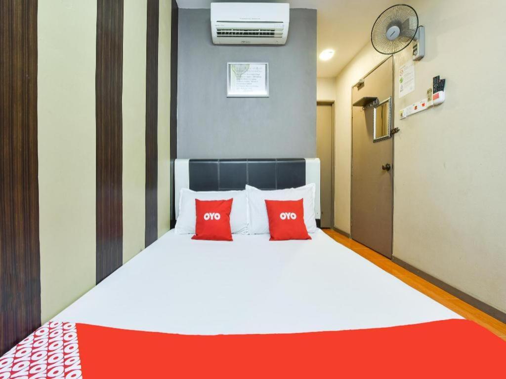Oyo 44123 Hotel Al-Saif Kuala Kerai Exteriör bild